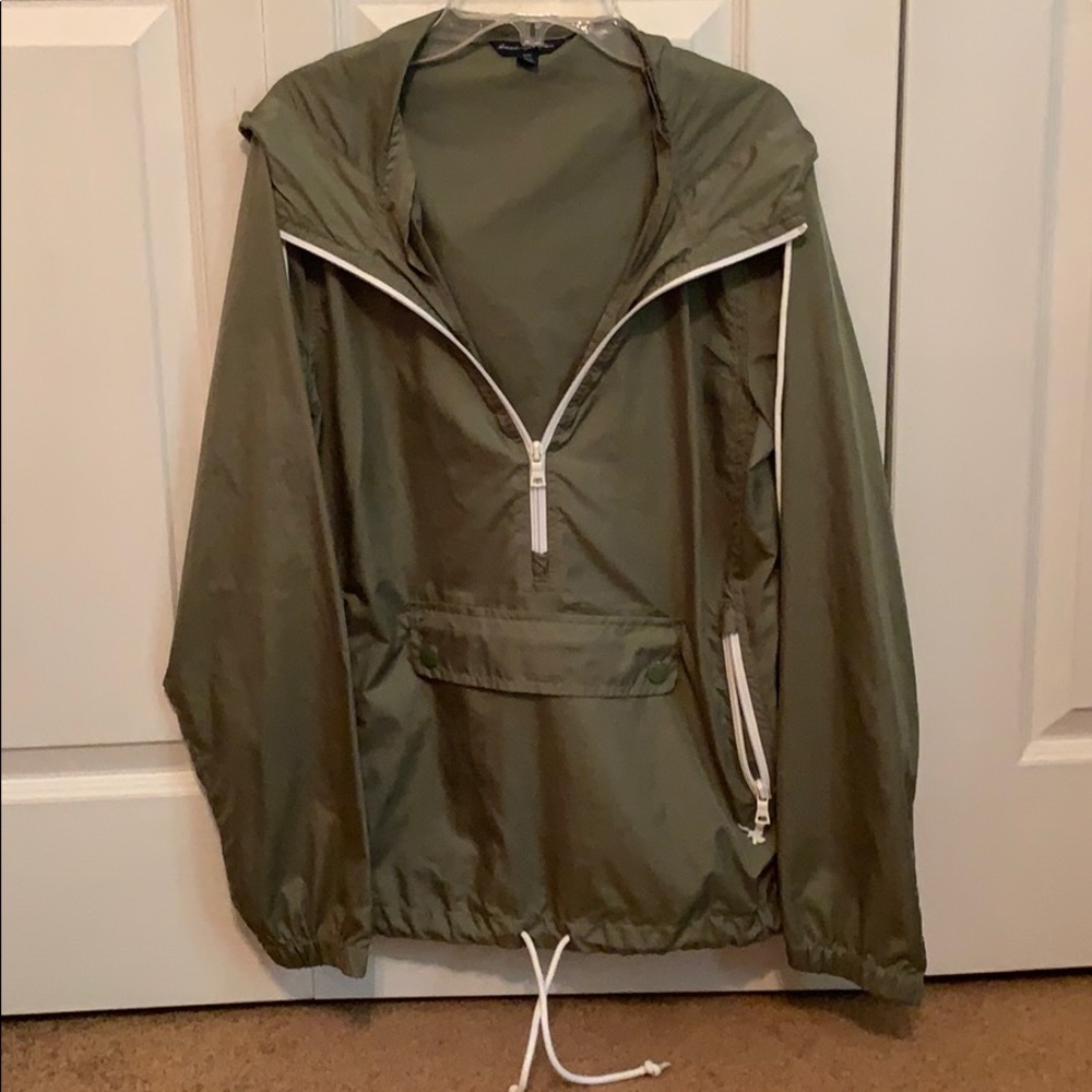 American Eagle windbreaker